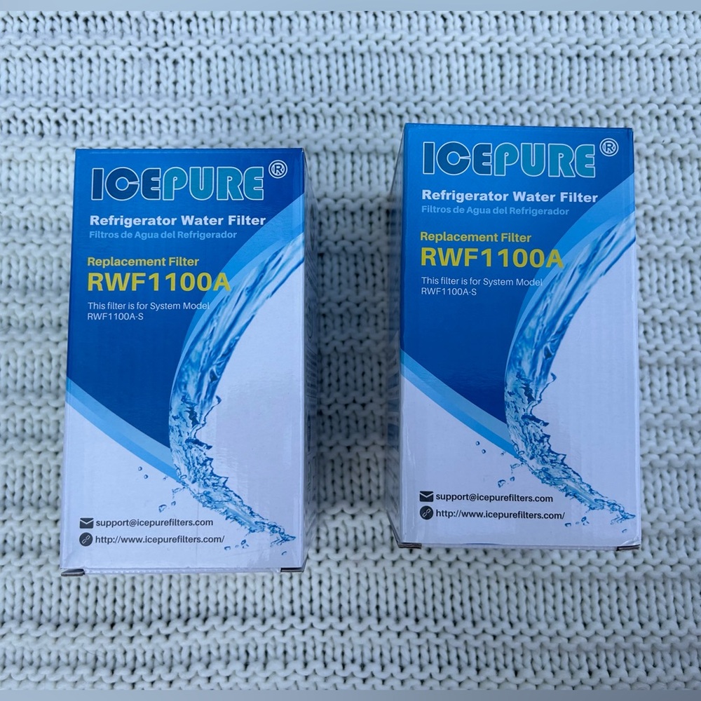 BNWT, Ice Pure, Refrigerator Water Filter, RWF1100A Replacement Filter